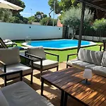 Exclusiva Con Piscina Privada En - Es-209-100 Vakantiehuis *